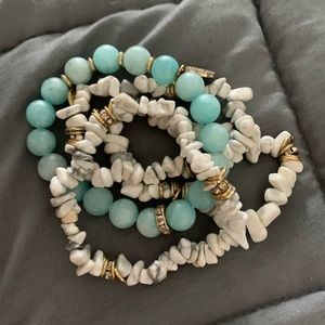 Kinsley armelle earring and bracelet set